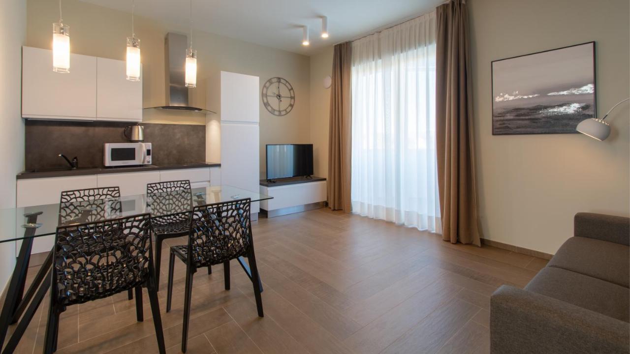 Atmosfera Apartments & Suites Borgaro Torinese Luaran gambar